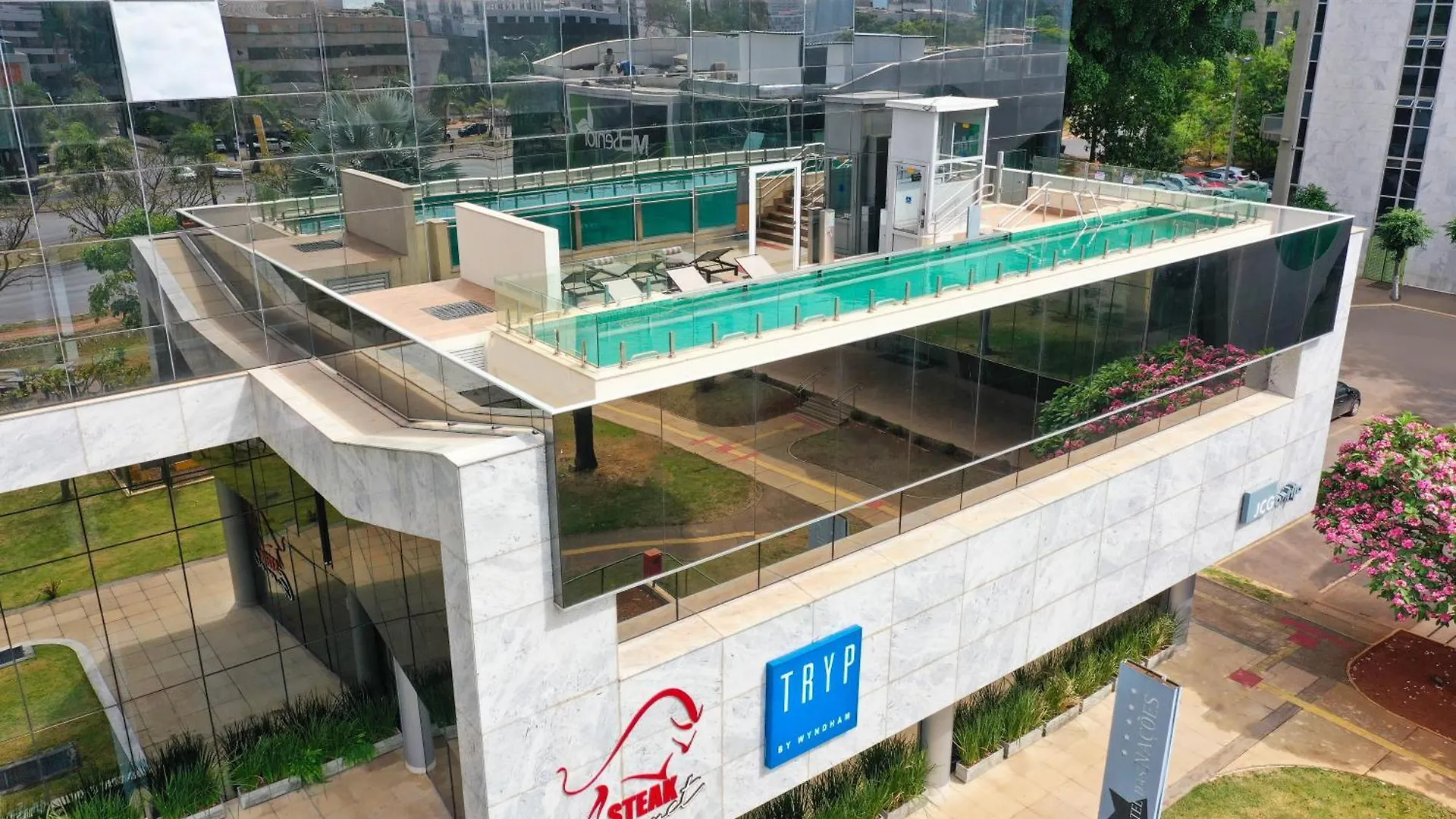 Tryp By Wyndham Brasilia Nacoes Hotel 4*,