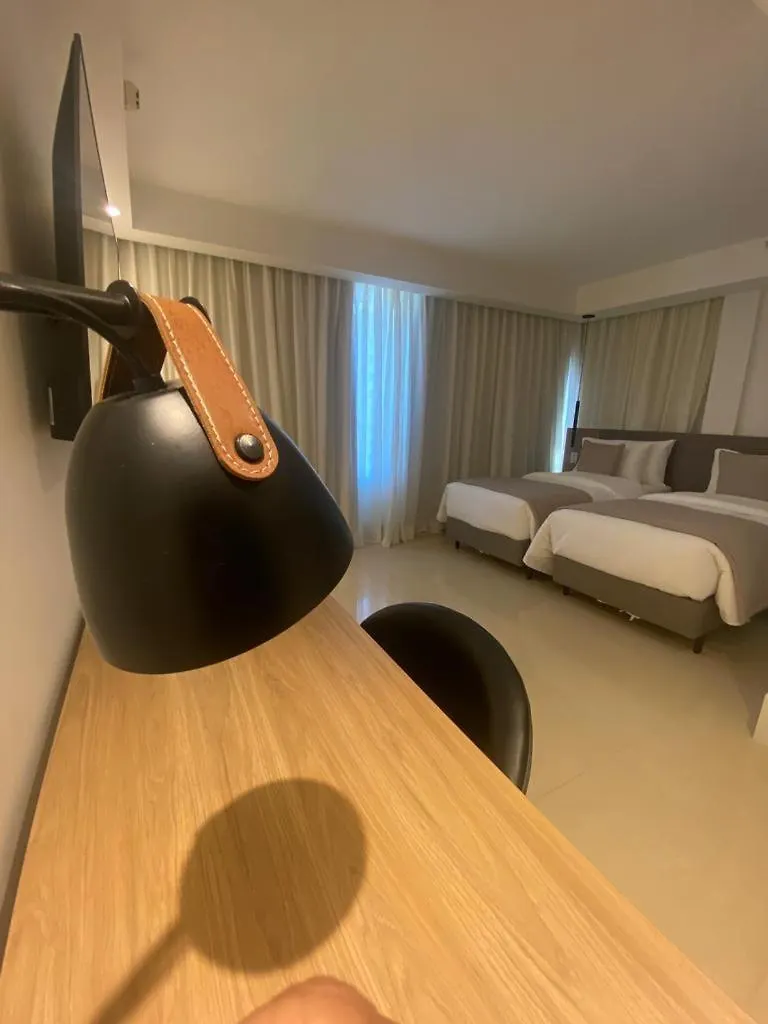 Tryp By Wyndham Brasilia Nacoes Hotel